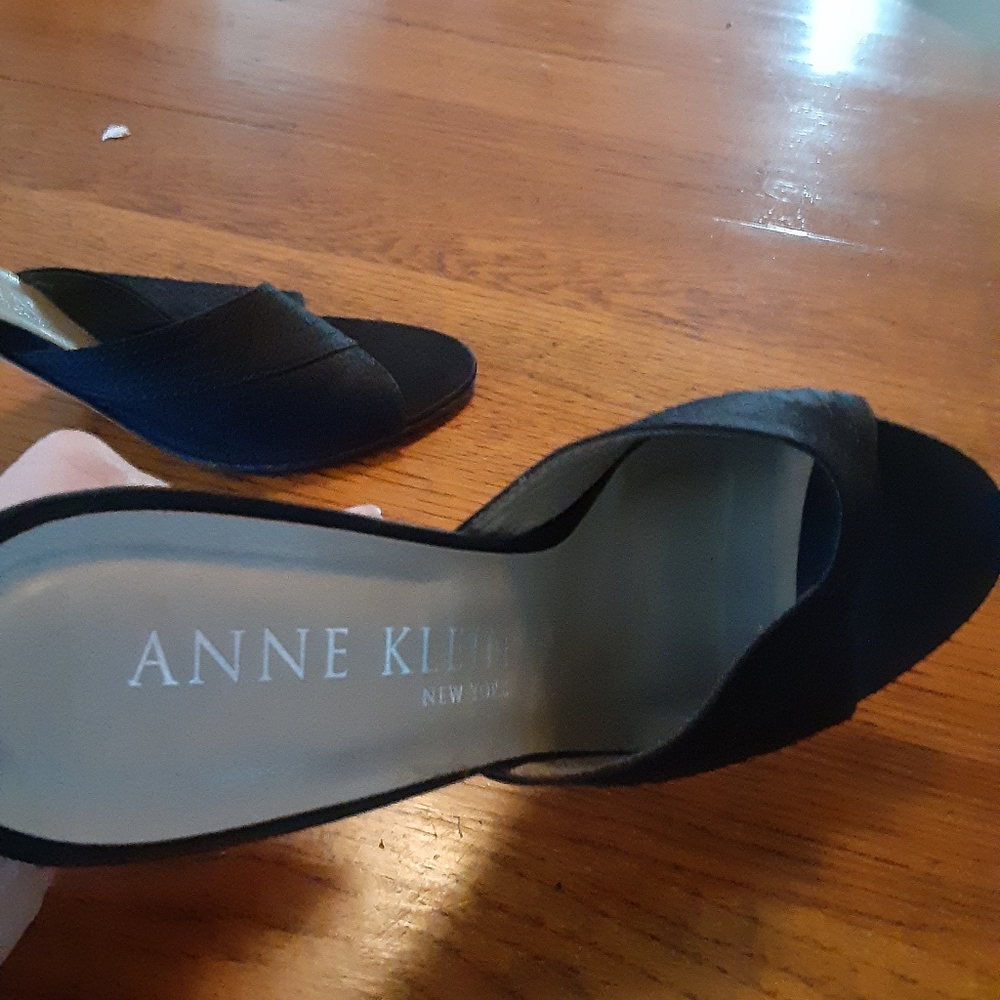 Shoes - Picture 3 of 5